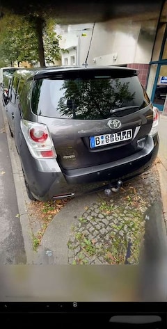 Bild des Angebotes Toyota Verso 2.2 D-CAT Life