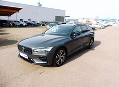Bild des Angebotes Volvo V60 Kombi B4 Plus Dark