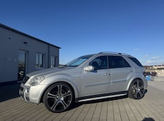 Bild des Angebotes Mercedes-Benz ML 63 AMG 4Matic 7G-TRONIC