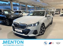 Bild des Angebotes BMW 530 e Limousine M Sportpaket Head-Up DAB LED RFK