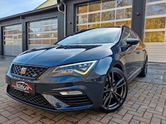 Bild des Angebotes CUPRA Leon ST 300 4 Drive 2.Hand LED Navigation