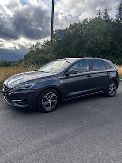 Bild des Angebotes Hyundai i30 Intro Edition Mild-Hybrid