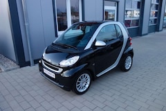 Bild des Angebotes smart forTwo Coupe Passion Panorama/Klima/Servo/USBAUX
