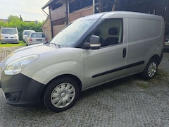Bild des Angebotes Opel Combo D/1.6 CDTI/ 2,4 t/98Tkm/Scheckheft/Tüv neu