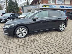 Bild des Angebotes VW Golf VIII Lim. Style eTSI DSG APP-Connect / Navi