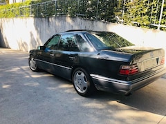 Bild des Angebotes Mercedes-Benz E 420 *W124 in sehr schönem Zustand*