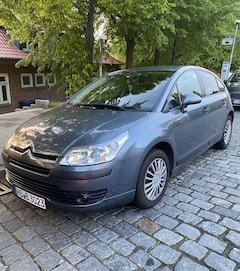 Bild des Angebotes Citroen C4 1.6 16V Confort