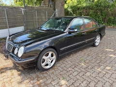Bild des Angebotes Mercedes-Benz E 270 E 270 CDI TüV/Au 11-2026 Top Kilometer