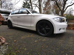 Bild des Angebotes BMW 120 120d DPF