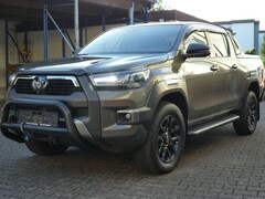 Bild des Angebotes Toyota Hilux Invincible 2.8 D-4D DoubleCab 4x4 Voll