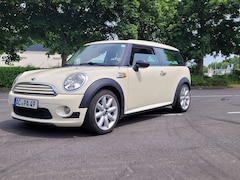 Bild des Angebotes MINI One Clubman One / Motor erst ca. 60.000km