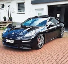 Porsche Panamera S