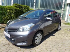 Bild des Angebotes Toyota Yaris Life Automatik/Kamera/Bluetooth