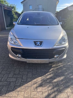 Bild des Angebotes Peugeot 307 2.0 16 V / 140 PS / TÜV