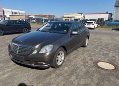 Bild des Angebotes Mercedes-Benz E 350 E 350 CGI BlueEfficiency/2Hand/Scheckheft/Pdc/Shz/