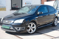 Bild des Angebotes Ford Focus Lim. ST//XENON/RECARO/LEDER/SHZ/TÜV+ZR+SER