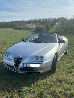 Bild des Angebotes Alfa Romeo Spider 2.0 JTS Medio, klima , mech. Verdeck