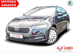 Bild des Angebotes Skoda Octavia Combi 1.5 TSI Clever LED Navi ACC PDC