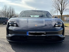 Porsche Taycan Sport Turismo Performancebatterie Plus