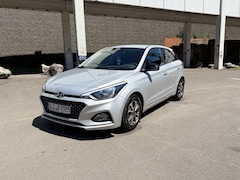 Hyundai i20 blue 1.2 YES!