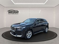 Bild des Angebotes BMW iX1 30 xDrive xLine +AHK+LEDER+SHZ+LED+