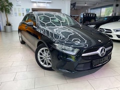 Bild des Angebotes Mercedes-Benz A 180 d Progressive Automatik Navi RueFaKa Teilleder Amb