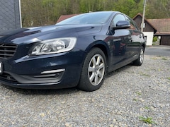 Bild des Angebotes Volvo V60 V60 D4 Geartronic Kinetic