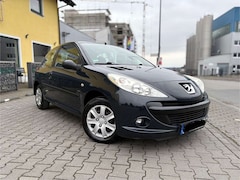 Bild des Angebotes Peugeot 206 Peugeot 206 plus 123.000/2011/ TÜV 02.2028
