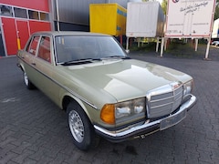 Bild des Angebotes Mercedes-Benz Baureihe 123 Baureihe 123 280 E