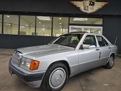 Bild des Angebotes Mercedes-Benz 190 2.0  Schiebedach/SILBER/AHK/2.Hand