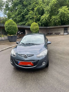 Bild des Angebotes Mazda 2 mit sommer-/ winterreifen und Alufelgen felgen
