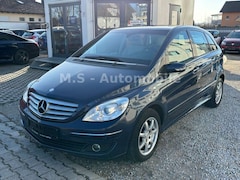 Bild des Angebotes Mercedes-Benz B 200 *HU/AU neu*Klima*PDC*SHZ*Panorama*Teilleder