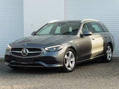 Bild des Angebotes Mercedes-Benz C 200 d T Avantgarde LED Navi Kamera 2.0l W206