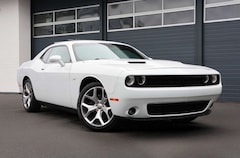 Bild des Angebotes Dodge Challenger 3.6 ALPINE/SHZ/SBL/LHZ/KAMERA/R20