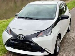 Bild des Angebotes Toyota Aygo Aygo x