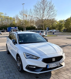 Bild des Angebotes SEAT Leon e-Hybrid Sportstourer FR