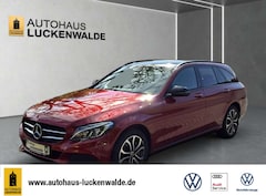 Bild des Angebotes Mercedes-Benz C 400 T 4 Matic Avantgarde Aut. *PANO*StdHz*AHK*
