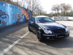 Bild des Angebotes Mercedes-Benz CLK 220 CLK-Klasse Coupe Diesel Coupe CDI Avantgarde DPF