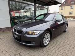Bild des Angebotes BMW 330 i xDrive Coupe Sport /Xenon/