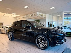 Bild des Angebotes Porsche Cayenne E-Hybrid SportDesign/ACC/AHK/HeadUp/22"