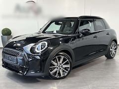 Bild des Angebotes MINI Cooper S Classic Trim NAV+LED+PANO+HEAD-UP+H&K