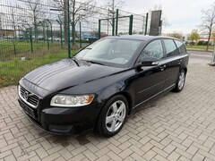 Bild des Angebotes Volvo V50 D2 Kinetic