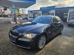 Bild des Angebotes BMW 320 320i