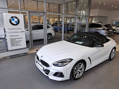 Bild des Angebotes BMW Z4 sDrive20i Roadster, Automatik, Unfallfrei, Head Up, Rückfahrkamera, M Sport, Navi, unfallfrei, 18000 km !!!