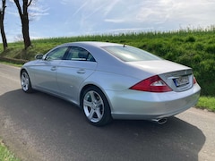 Bild des Angebotes Mercedes-Benz CLS 500 2.HD, DEUTSCH, KEIN ROST, UNFALLFREI