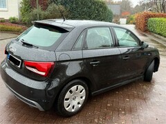 Bild des Angebotes Audi A1 sportback S-Line 1.0 admired Navi/ Xenon/PDC