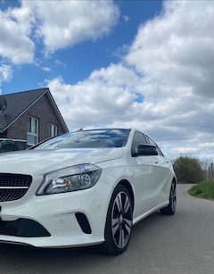 Bild des Angebotes Mercedes-Benz A 180 A 180 BlueEfficiency (176.042) Nightpaket - Night