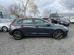 Bild des Angebotes Hyundai i30 1.5 T-GDI Hybrid /KAMERA/TÜV NEU