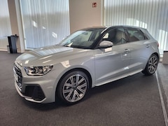 Bild des Angebotes Audi A1 A1 Sportback 30 TFSI Sportback S line; Einpark Plus; Sound; 8 fach bereift