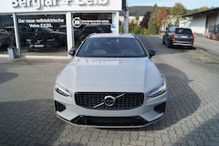 Bild des Angebotes Volvo V60 T6 AWD Plug-in Hybrid Plus Dark Aut./HeadUp